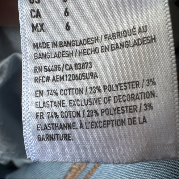 American Eagle The Dream Jean Midi Cut off distressed jean Short - Picture 7 of 12